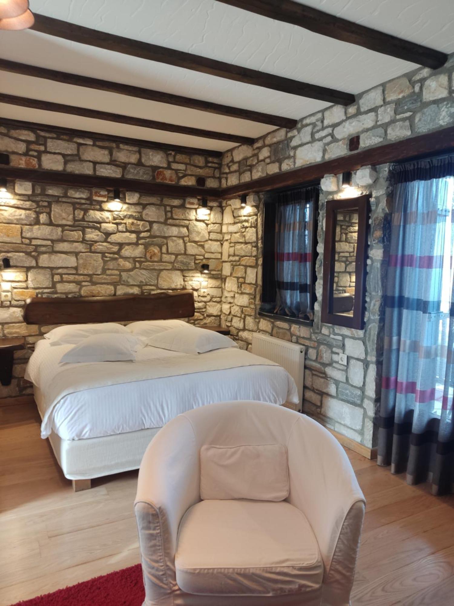 Prasino - Galazio Aparthotel Mourésion Екстериор снимка